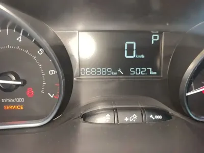 Peugeot 2008 2016, 68400 км, за 3497.15 USD