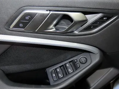 BMW 1-Series 2021, 103243 км, за 11743.47 USD - фото 13