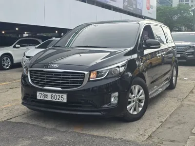 Kia Canival · 2017 год