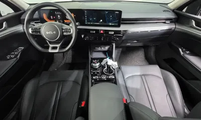 Kia K5 2025, 6168 км, за 17641.23 USD - фото 7