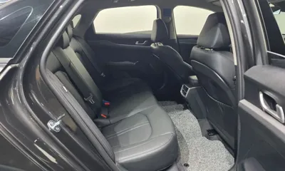 Kia K5 2025, 6168 км, за 17641.23 USD - фото 12