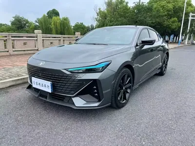 Changan UNI-V 2023, 30000 км, за 10152.07 USD