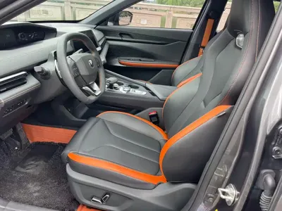 Changan UNI-V 2023, 30000 км, за 10152.07 USD