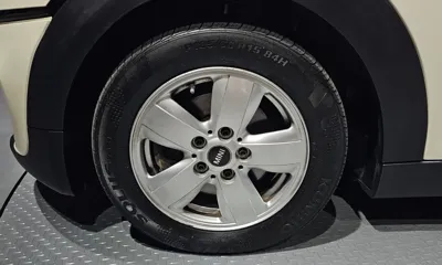 MINI Cooper 2016, 83882 км, за 5189.17 USD