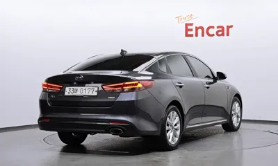 Kia K5 2016, 151846 км, за 5219.69 USD
