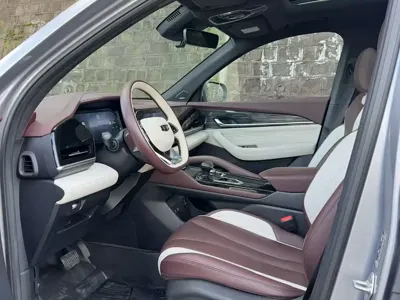 Geely Xingyue L 2021, 90000 км, за 10192.03 USD