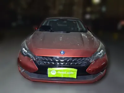 Venucia T90
