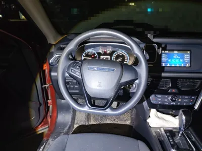 Venucia T90