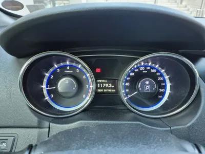 Hyundai Sonata 2013, 267745 км, за 1824.11 USD - фото 6