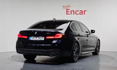 BMW 5-Series 2022, 108620 км, за 21341.26 USD