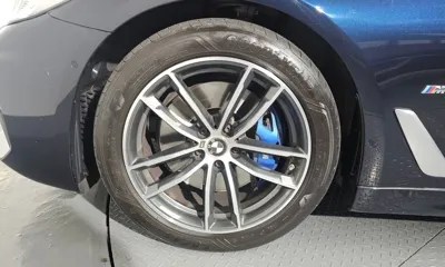 BMW 5-Series 2022, 108620 км, за 21341.26 USD