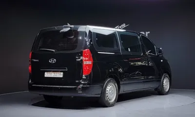 Hyundai Starex 2019, 92216 км, за 10505.45 USD
