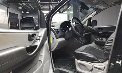 Hyundai Starex 2019, 92216 км, за 10505.45 USD - фото 10