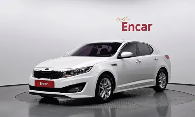 Kia K5 · 2011 год