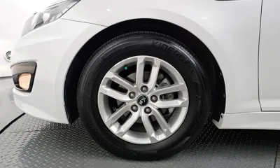 Kia K5 2011, 85034 км, за 2817.92 USD