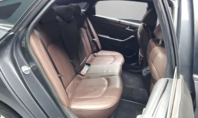 Hyundai Sonata 2019, 76306 км, за 9441.94 USD - фото 12
