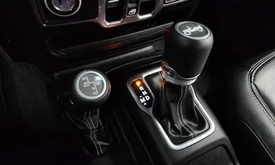 Jeep Wrangler 2019, 15926 км, за 25863.2 USD - фото 9