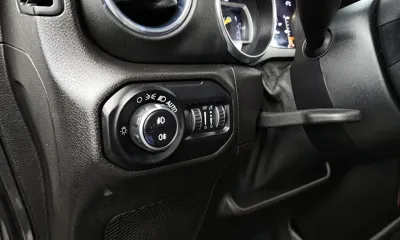 Jeep Wrangler 2019, 15926 км, за 25863.2 USD - фото 16