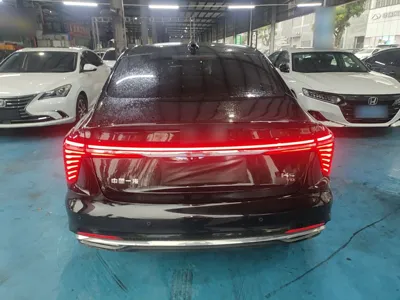 Hongqi H5 2024, 35400 км, за 14809 USD