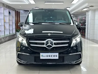 Mercedes-Benz V-Class 2023, 53000 км, за 40592.9 USD
