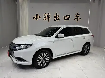Mitsubishi Outlander 2022, 32000 км, за 16032.74 USD