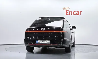 Hyundai Grandeur 2023, 35551 км, за 22252.86 USD