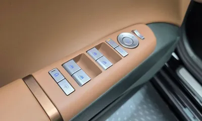 Hyundai Grandeur 2023, 35551 км, за 22252.86 USD - фото 29