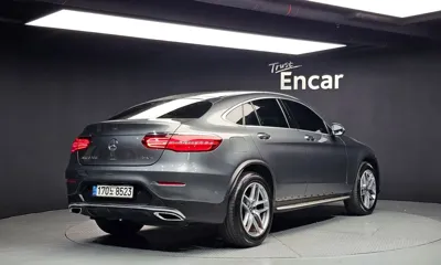 Mercedes-Benz GLC-Class 2018, 83782 км, за 17641.23 USD
