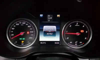Mercedes-Benz GLC-Class 2018, 83782 км, за 17641.23 USD - фото 8