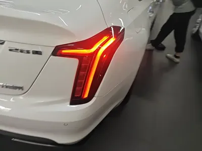 Cadillac CT5 2026, 34500 км, за 24219.66 USD - фото 8
