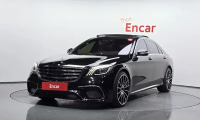 Mercedes-Benz S-Class · 2015 год