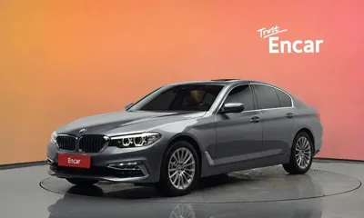BMW 5-Series · 2020 год