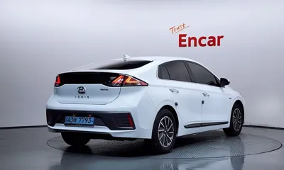 Hyundai Ioniq 2020, 52255 км, за 11254.24 USD
