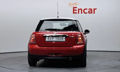 MINI Cooper 2012, 154976 км, за 2297.49 USD