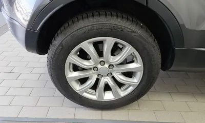 Land Rover Range Rover Evoque 2018, 97132 км, за 8467.9 USD