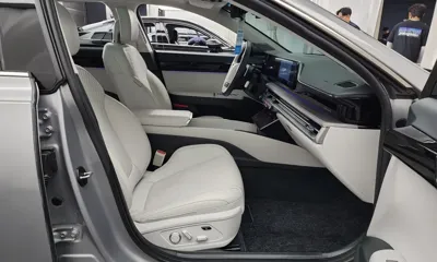 Hyundai Grandeur 2023, 47268 км, за 21465.14 USD - фото 11