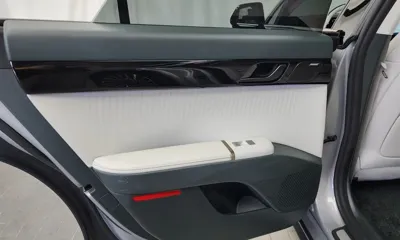 Hyundai Grandeur 2023, 47268 км, за 21465.14 USD - фото 25