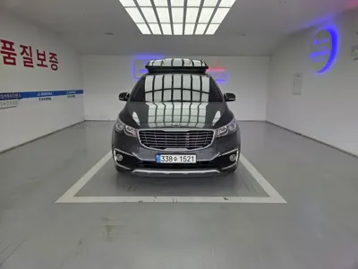 Kia Canival · 2016 год