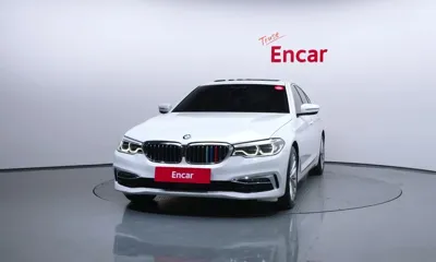 BMW 5-Series 2019, 56811 км, за 17941.88 USD