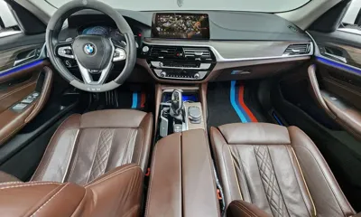 BMW 5-Series 2019, 56811 км, за 17941.88 USD - фото 7