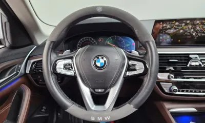 BMW 5-Series 2019, 56811 км, за 17941.88 USD - фото 13