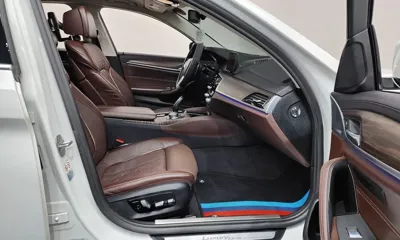BMW 5-Series 2019, 56811 км, за 17941.88 USD - фото 26