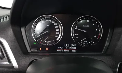 BMW 1-Series 2019, 83756 км, за 10906.94 USD - фото 8