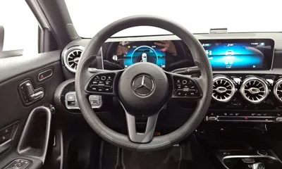 Mercedes-Benz A-Class 2020, 29328 км, за 12913.9 USD - фото 13