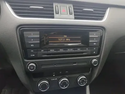 Skoda Octavia 2015, 82100 км, за 3545.18 USD - фото 13