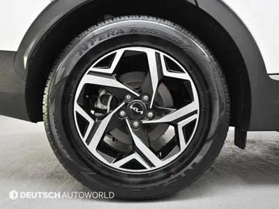 Kia Sportage 2022, 72068 км, за 14569.52 USD