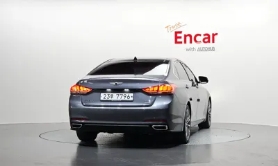 Hyundai Genesis 2014, 71254 км, за 8336.62 USD