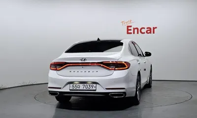 Hyundai Grandeur 2019, 96720 км, за 10181.29 USD