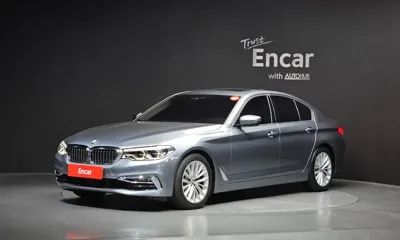 BMW 5-Series · 2019 год