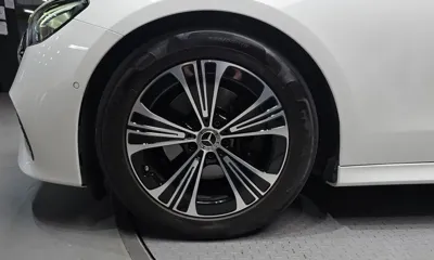 Mercedes-Benz E-Class 2024, 37632 км, за 34396.74 USD